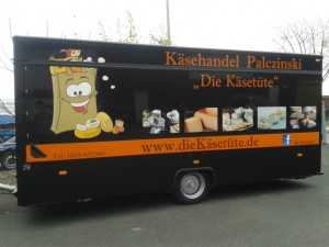 Käsehandel Palczinski Die Käsetüte Käseauswahl Marktwagen zu